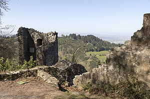 Ruine Schwarzenburg bei Suggental