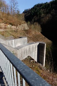 technische Belastung durch das Kavernenkraftwerk