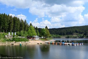 Blick von der Staumauer auf den Schluchsee