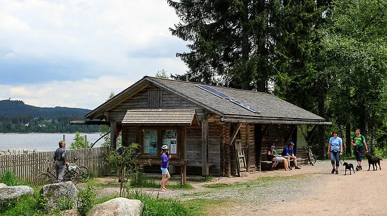 Hütte der Anglergemeinschaft am Schluchsee