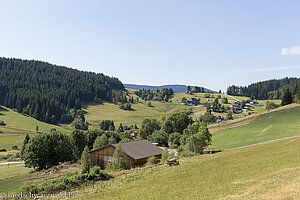 Aussicht über das Hochtal von Raitenbuch