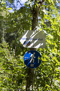 Wegweiser zum Fahler Wasserfall