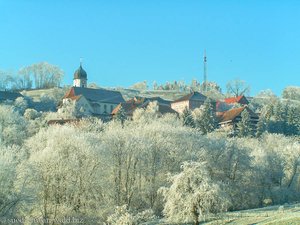 Blick auf das winterliche Waldkirch