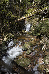 Wasserfälle im mittleren Abschnitt der Schlucht