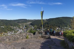 Aussichtsterrasse der Hohenschramberg