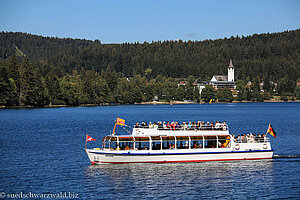 Ausflugsboot auf dem Titisee