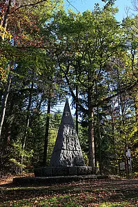 Denkmal des Rheinischen Husarenregiments