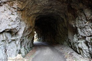 gefährlicher Tunnel auf dem Ehwaldweg