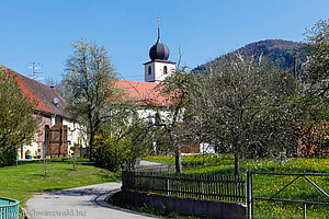 Kirche in Achdorf