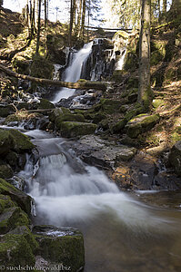 Der obere Wasserfall der Windbergschlucht