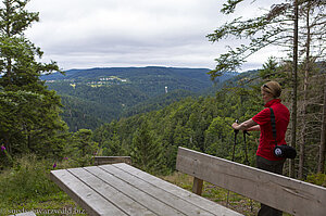 Aussichtspunkt Wartburg über dem Schwarzatal