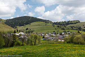 Blick über Bernau zum Spießhorn