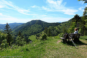 Blick über das Prägbachtal zum Sengalenkopf