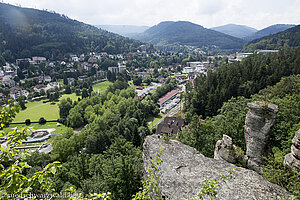 Aussicht vom Falkenstein über die Siebentälerstadt