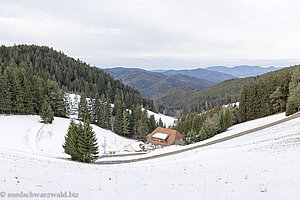 Blick von der Obersteighöhe zum Obersteighof